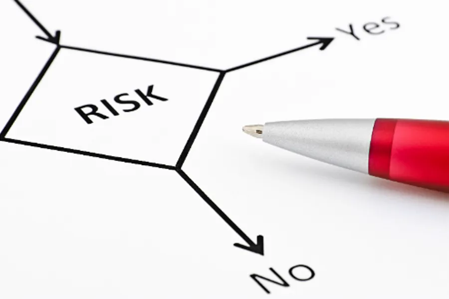 Valgboks i flytskjema ja eller nei med rød penn